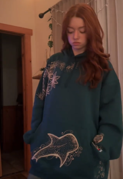 Valrai ™ Turtle Hoodie